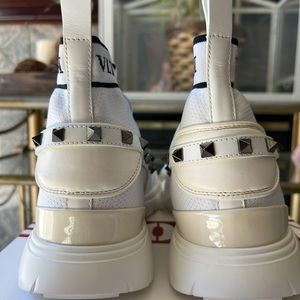 VALENTINO ラッフル ハイウエスト スカト 6B3RACF0917 0NO Valentino - Valentino Garavani - MS-2960 low-top sneakers